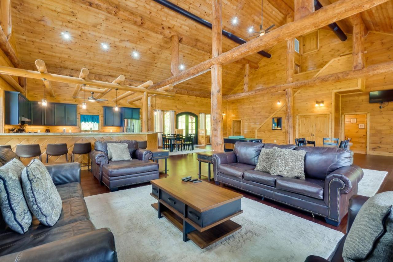 Gatlinburg Vacation Rental With Private Hot Tub! Exteriör bild