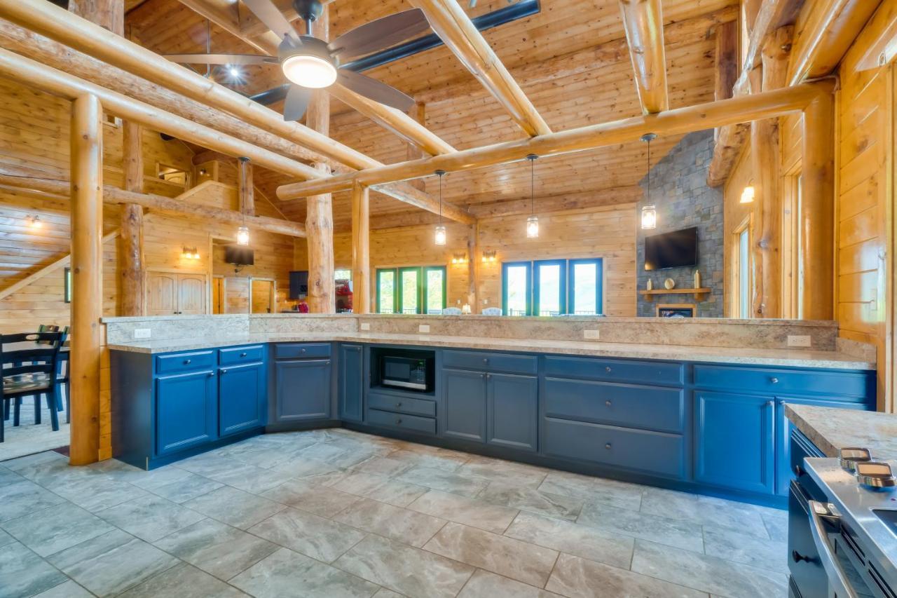 Gatlinburg Vacation Rental With Private Hot Tub! Exteriör bild