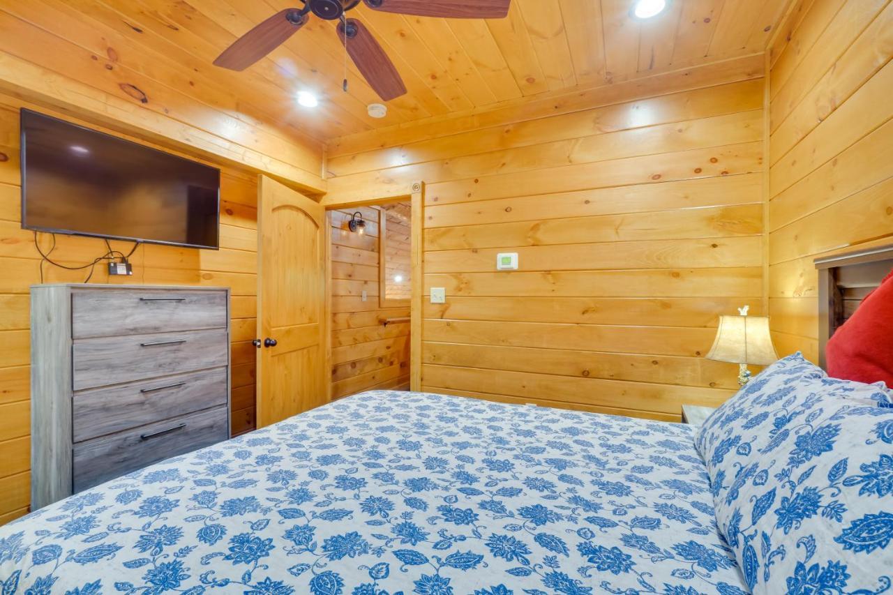 Gatlinburg Vacation Rental With Private Hot Tub! Exteriör bild