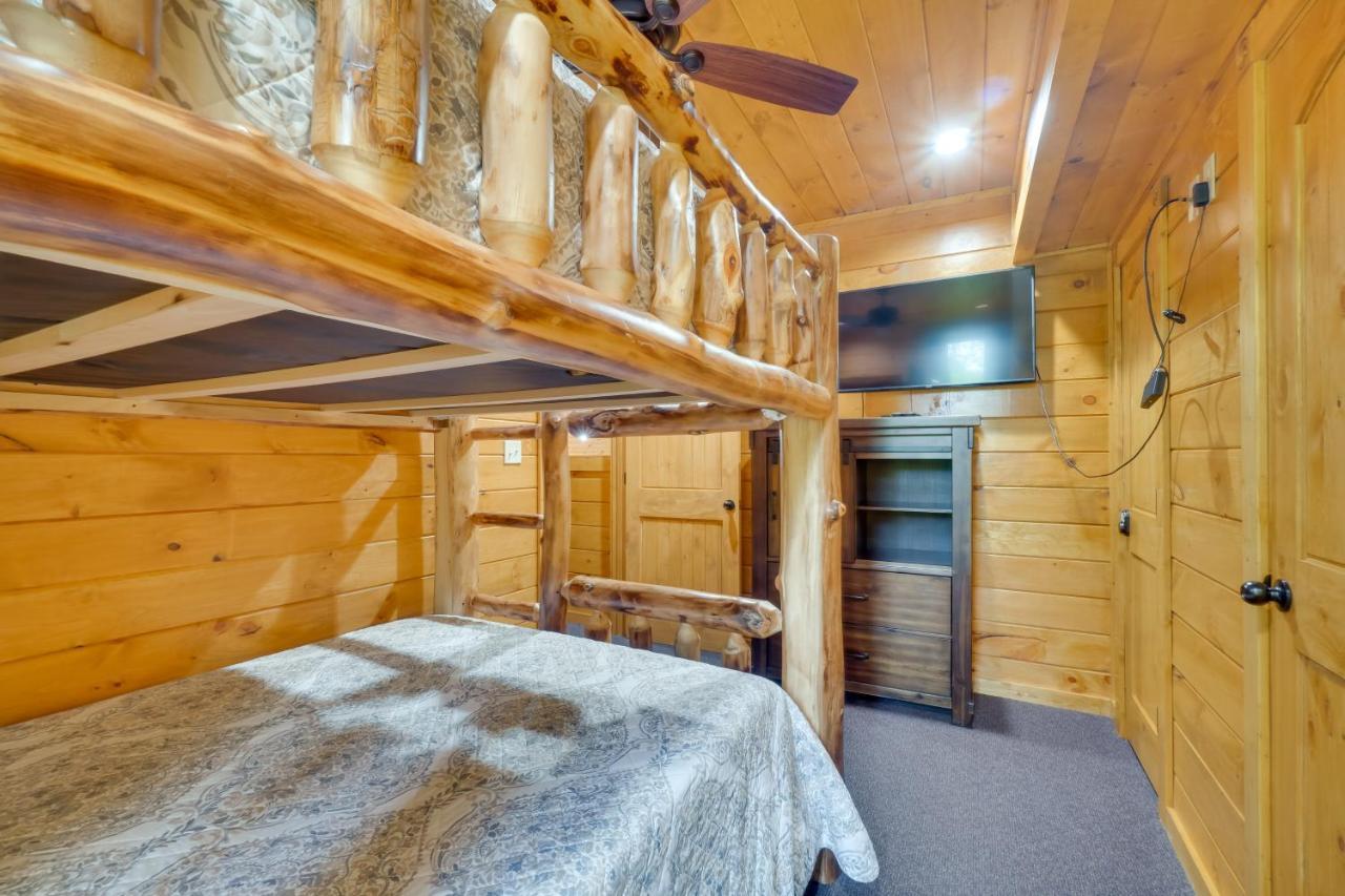 Gatlinburg Vacation Rental With Private Hot Tub! Exteriör bild