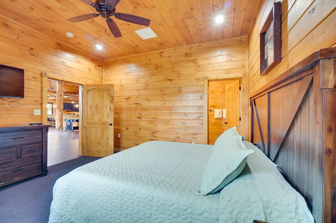 Gatlinburg Vacation Rental With Private Hot Tub! Exteriör bild
