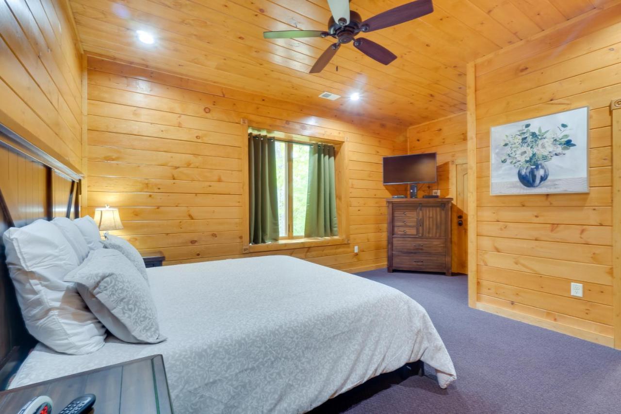 Gatlinburg Vacation Rental With Private Hot Tub! Exteriör bild