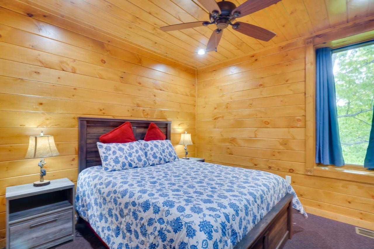Gatlinburg Vacation Rental With Private Hot Tub! Exteriör bild