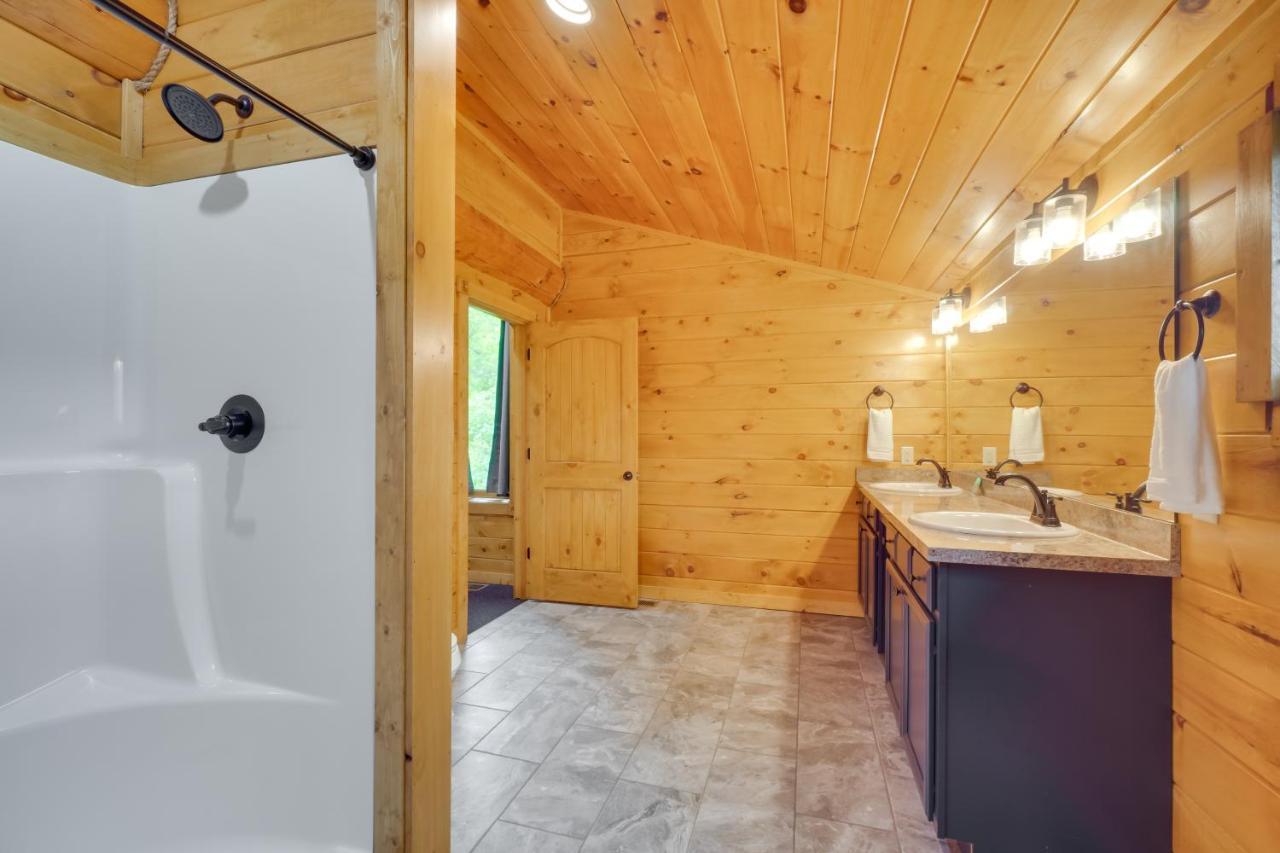 Gatlinburg Vacation Rental With Private Hot Tub! Exteriör bild