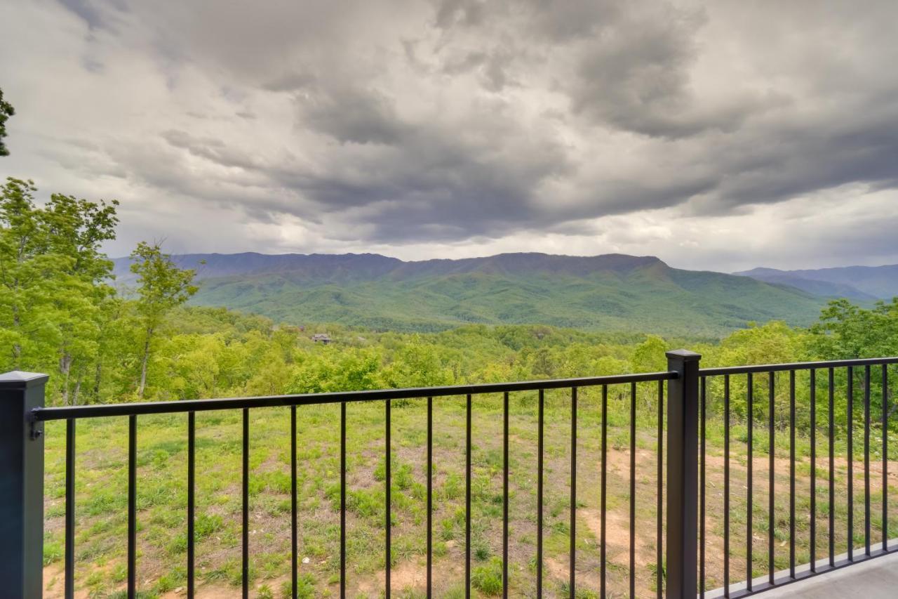 Gatlinburg Vacation Rental With Private Hot Tub! Exteriör bild